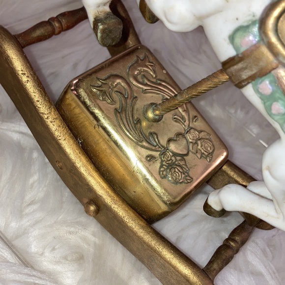 Carousel 🎠 Musical Rocking Horse - Picture 6 of 12